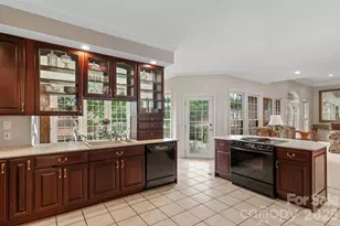 221 Windemere Isle Rd, Statesville, NC 28677 - Photo 10