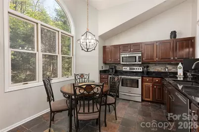 516 Cherokee Trace, Lake Toxaway, NC 28747 - Photo 10