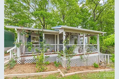 17 King Drive, Leicester, NC 28748 - Photo 1