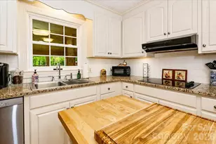 111 Wildflower Ln, Statesville, NC 28625 - Photo 22