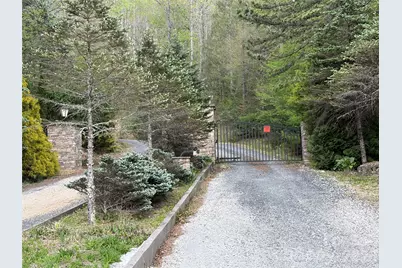 000 Mt. Mitchell Drive, Burnsville, NC 28714 - Photo 2