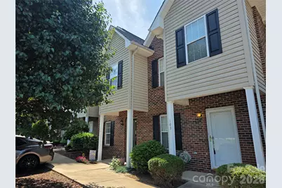 2240 15th Avenue NE #104, Hickory, NC 28601 - Photo 18
