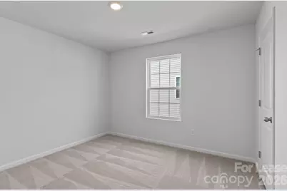 386 Hollingswood Drive, Statesville, NC 28625 - Photo 18