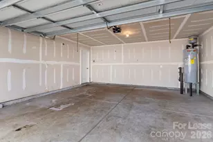 386 Hollingswood Dr, Statesville, NC 28625 - Photo 26
