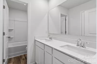 386 Hollingswood Drive, Statesville, NC 28625 - Photo 14