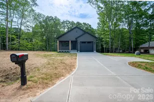 2424 Puetts Chapel Rd, Bessemer City, NC 28016 - Photo 2