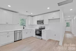 2424 Puetts Chapel Rd, Bessemer City, NC 28016 - Photo 6
