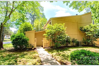 7922 Horse Chestnut Lane, Charlotte, NC 28277 - Photo 2
