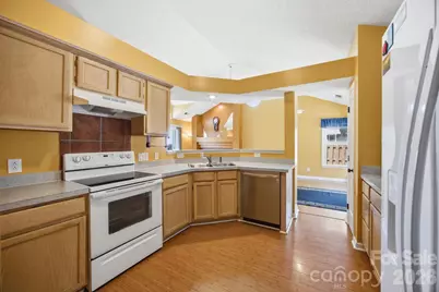 7614 Trotter Road, Charlotte, NC 28216 - Photo 8