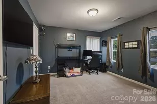 1916 Country Way, Hickory, NC 28601 - Photo 30