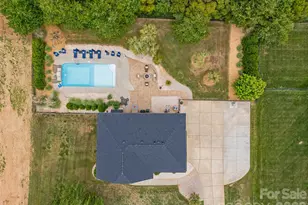 2105 Belle Regal Cir, Rock Hill, SC 29732 - Photo 24