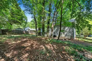 6719 Raeburn Ln, Charlotte, NC 28227 - Photo 34