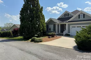 25 Copper Ct, Hendersonville, NC 28792 - Photo 1