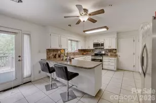 121 Edgerly Ct, Charlotte, NC 28214 - Photo 10