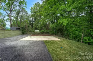 37 First St, Asheville, NC 28803 - Photo 32