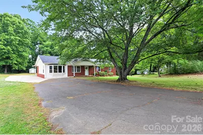 43 NW Liske Avenue NW, Concord, NC 28027 - Photo 2