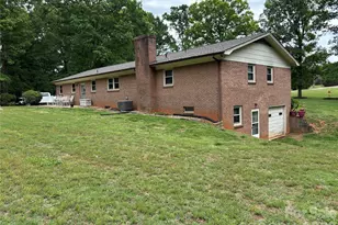 74 Miranda Dr, Taylorsville, NC 28681 - Photo 6