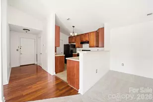9976 Hyde Glen Ct, Charlotte, NC 28262 - Photo 8