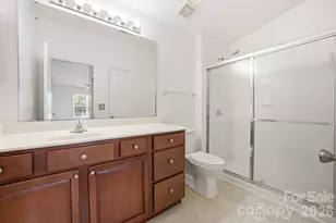9976 Hyde Glen Ct, Charlotte, NC 28262 - Photo 20