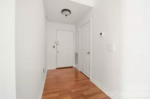 9976 Hyde Glen Ct, Charlotte, NC 28262 - Photo 6