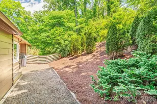 35 Dogwood Rd, Asheville, NC 28804 - Photo 30