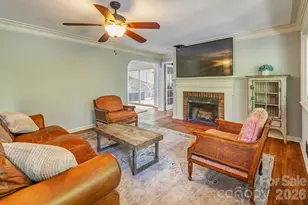 35 Dogwood Rd, Asheville, NC 28804 - Photo 6