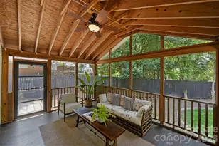 4050 Sheffield Dr, Charlotte, NC 28205 - Photo 22