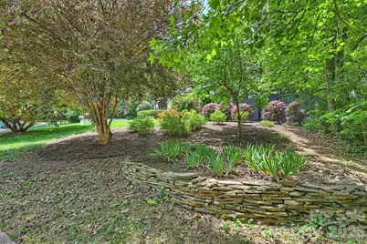 4050 Sheffield Drive, Charlotte, NC 28205 - Photo 32