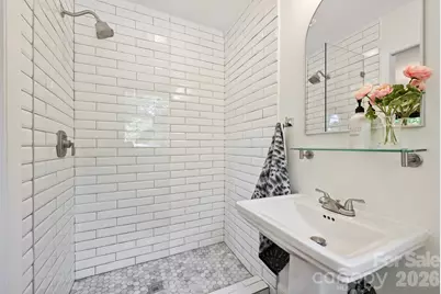 4050 Sheffield Drive, Charlotte, NC 28205 - Photo 14