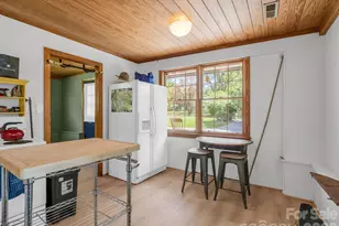 363 Etowah School Rd, Hendersonville, NC 28739 - Photo 40