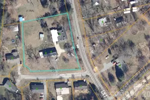 363 Etowah School Rd, Hendersonville, NC 28739 - Photo 48
