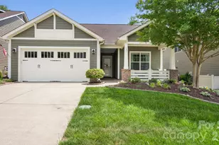 131 Chimney Rock Ct, Denver, NC 28037 - Photo 1