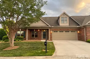 489 26th Ave NE, Hickory, NC 28601 - Photo 2