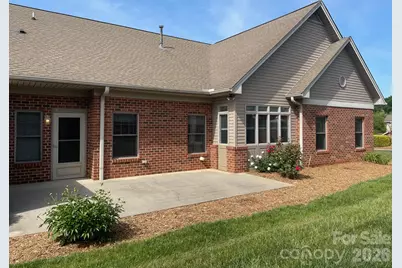 489 26th Avenue NE, Hickory, NC 28601 - Photo 4