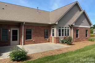 489 26th Ave NE, Hickory, NC 28601 - Photo 4