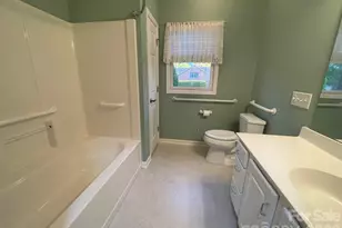 489 26th Ave NE, Hickory, NC 28601 - Photo 22