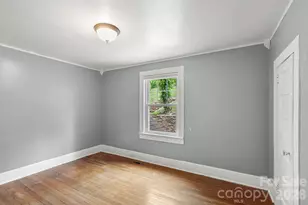 385 Pisgah Dr, Canton, NC 28716 - Photo 22