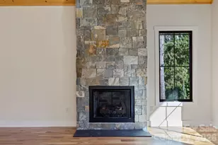 154 Osceola Rd, Hendersonville, NC 28739 - Photo 16