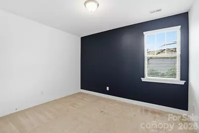 17504 Austins Creek Drive, Charlotte, NC 28278 - Photo 16