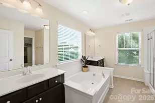 17504 Austins Creek Dr, Charlotte, NC 28278 - Photo 24
