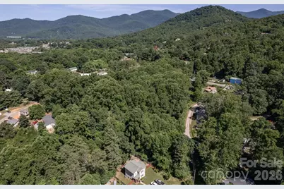 17 Chicago Avenue, Black Mountain, NC 28711 - Photo 4