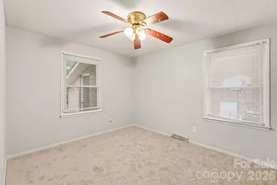 4809 Malibu Drive, Charlotte, NC 28215 - Photo 14