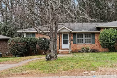 4809 Malibu Drive, Charlotte, NC 28215 - Photo 2