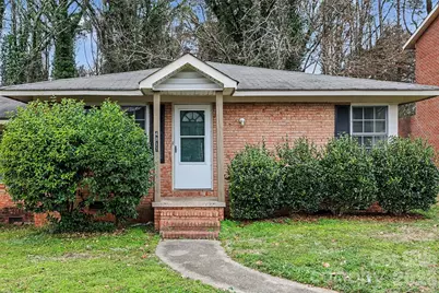 4809 Malibu Drive, Charlotte, NC 28215 - Photo 4