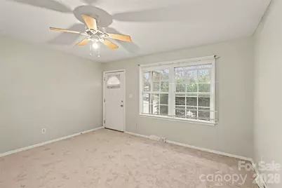4809 Malibu Drive, Charlotte, NC 28215 - Photo 6