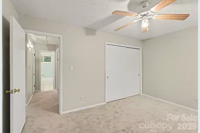 4809 Malibu Drive, Charlotte, NC 28215 - Photo 10