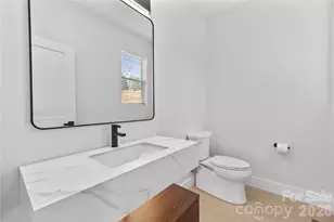 89 Oakley Rd, Asheville, NC 28803 - Photo 32