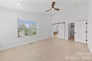 89 Oakley Rd, Asheville, NC 28803 - Photo 16