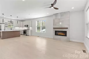 89 Oakley Rd, Asheville, NC 28803 - Photo 12