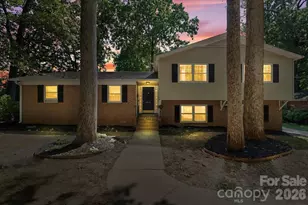 2010 Saratoga Dr, Gastonia, NC 28056 - Photo 2